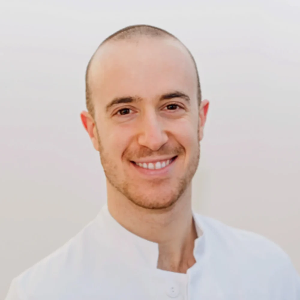 akbari-aesthetics-alexander-touma